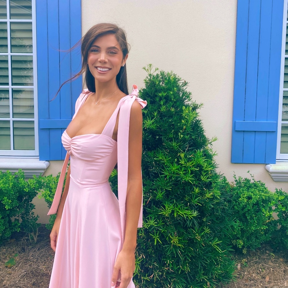 Pink dress